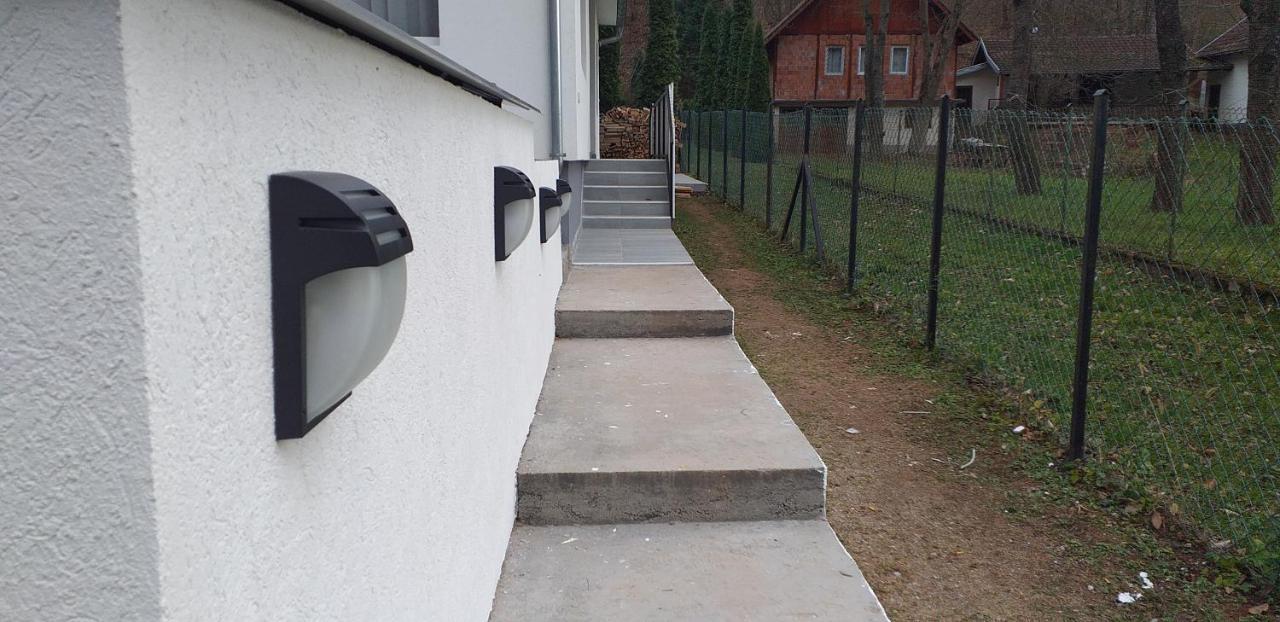Apartmani Grza Paraćin Dış mekan fotoğraf