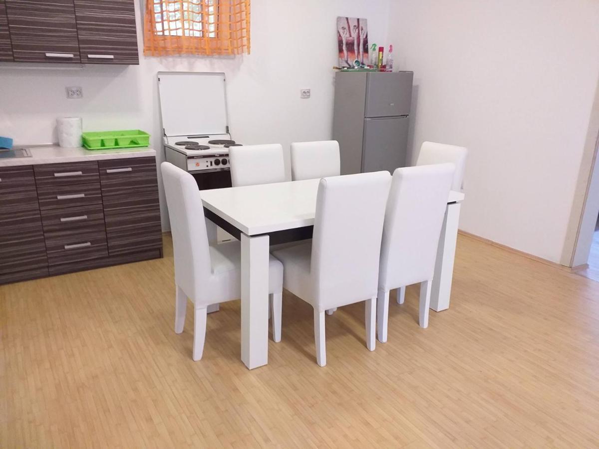 Apartmani Grza Paraćin Dış mekan fotoğraf